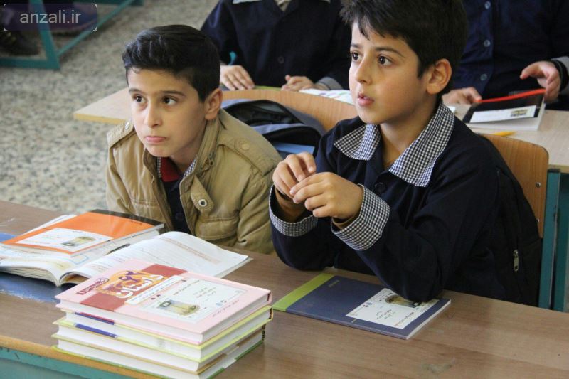 به مناسبت روز جهاني كتاب كودك