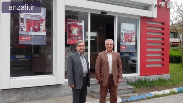 بازدید شهردار بندرانزلی از پیشخوان شهر نت بانک شهر