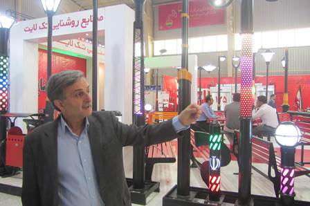 بازدید شهردار از هشتمین نمایشگاه بین المللی مبلمان شهری اصفهان