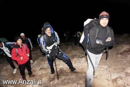 جلسه بررسی مشکلات هتلداران با حضور نماینده شهر برگزار شد