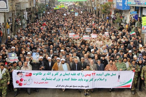 حضور پرشور و گسترده مردم بندرانزلی در راهپیمائی یوم الله 22 بهمن ماه