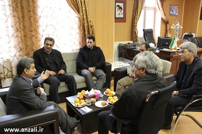 نشست شهردار بندرانزلی با اعضای نظام مهندسی بندرانزلی