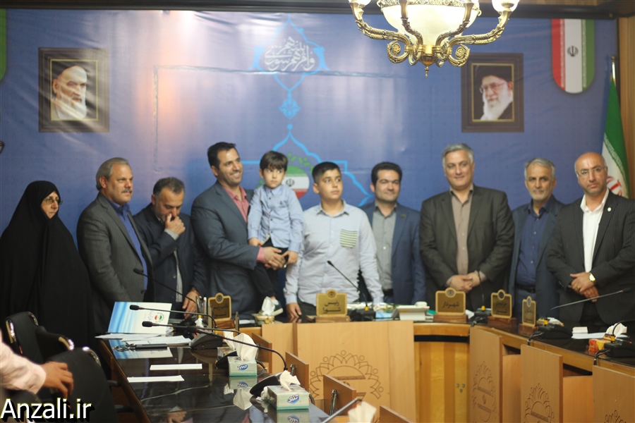 هفتادو دومین جلسه عادی و علنی شورا با حضور شهردار بندرانزلي برگزار شد