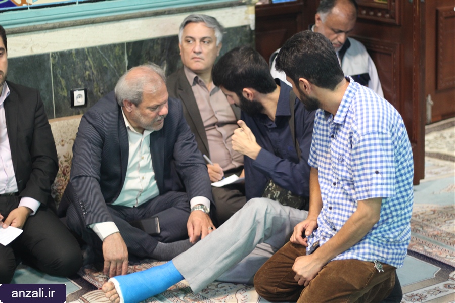 گزارش تصویری برگزاری میز خدمت در بندر انزلي