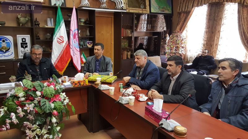 دیدار شهردار با جانبازان سرافراز دفاع مقدس