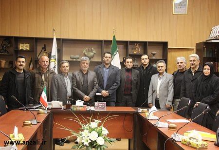 واگذاری جمع آوری، انتقال و دفع زباله شهربندرانزلی به بخش خصوصی