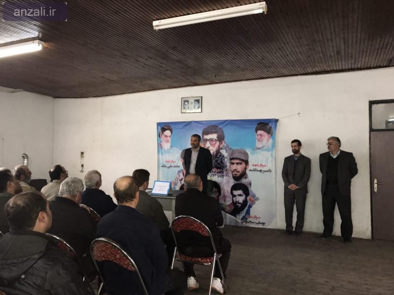 حضور سرپرست شهرداری انزلی در جلسه ی آموزشی رانندگان تاکسی