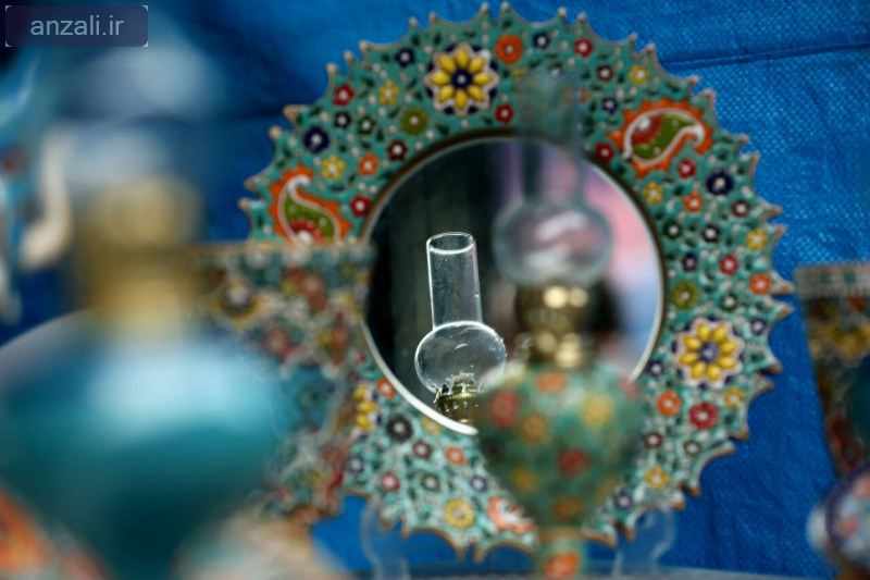 نمایشگاه سوغات و صنایع دستی